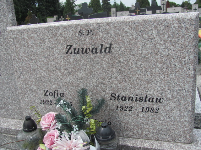 Stanisław Zuwald 1922 Pabianice - Grobonet - Wyszukiwarka osób pochowanych