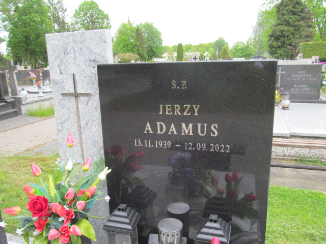 Jerzy Adamus 1939 Pabianice - Grobonet - Wyszukiwarka osób pochowanych