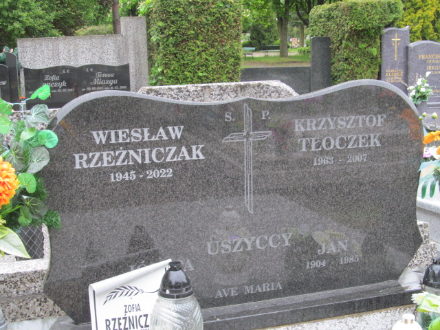 Krzysztof Tłoczek 1963 Pabianice - Grobonet - Wyszukiwarka osób pochowanych