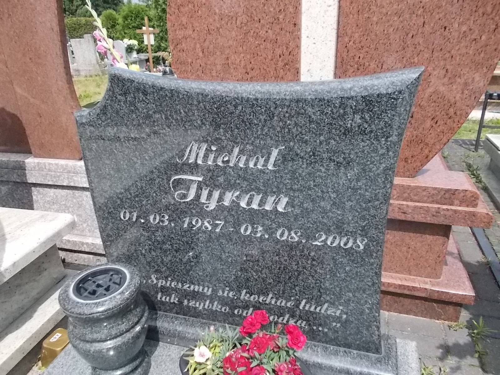 Marek Tyran 1962 Pabianice - Grobonet - Wyszukiwarka osób pochowanych