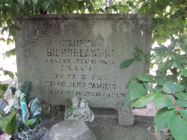 Henryk Sierosławski 1901 Pabianice - Grobonet - Wyszukiwarka osób pochowanych