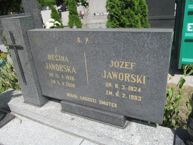 Regina Jaworska 1926 Pabianice - Grobonet - Wyszukiwarka osób pochowanych