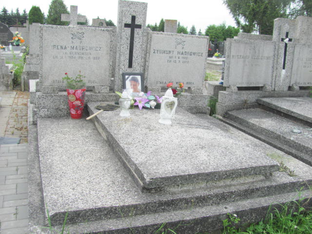 Grób Irena  Magrowicz